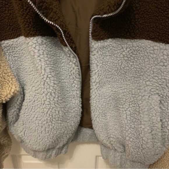 Oak & Fort - Colour Block Sherpa Jacket - Picture 10 of 12